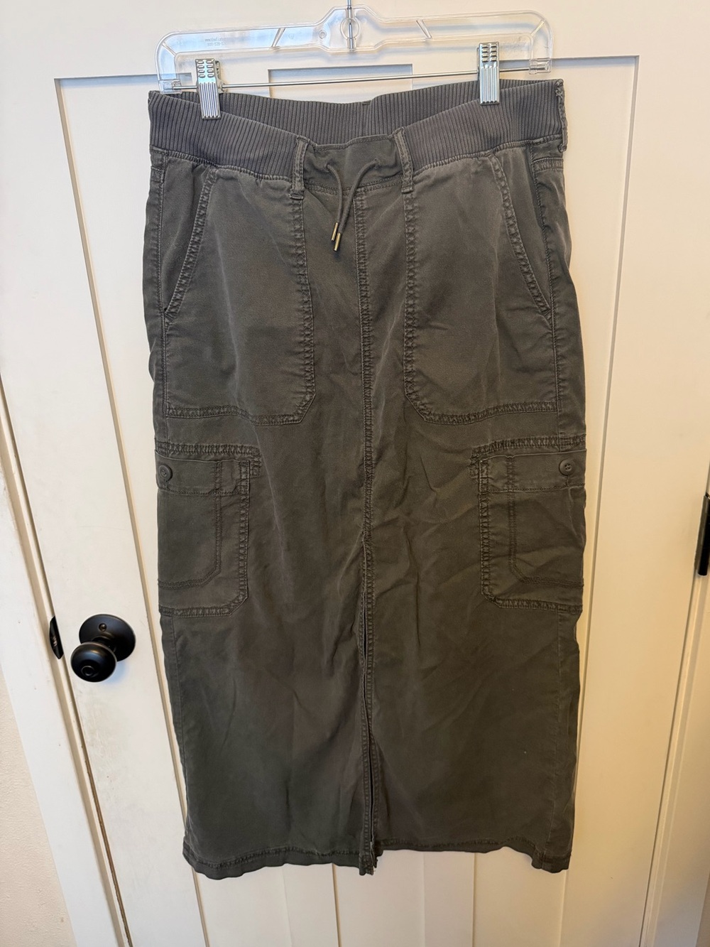 American Eagle Outfitters Gray Maxi Cargo Skirt Utility 8 drawstring Front slit - Picture 3 of 7